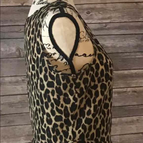 Ali & Kris Leopard Print Blouse - Picture 7 of 10